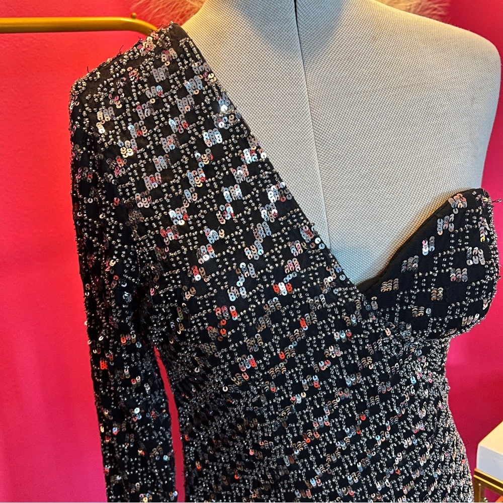 NWT NBD x REVOLVE Sequin One Shoulder Asymmetrical Dress - Picture 10 of 11